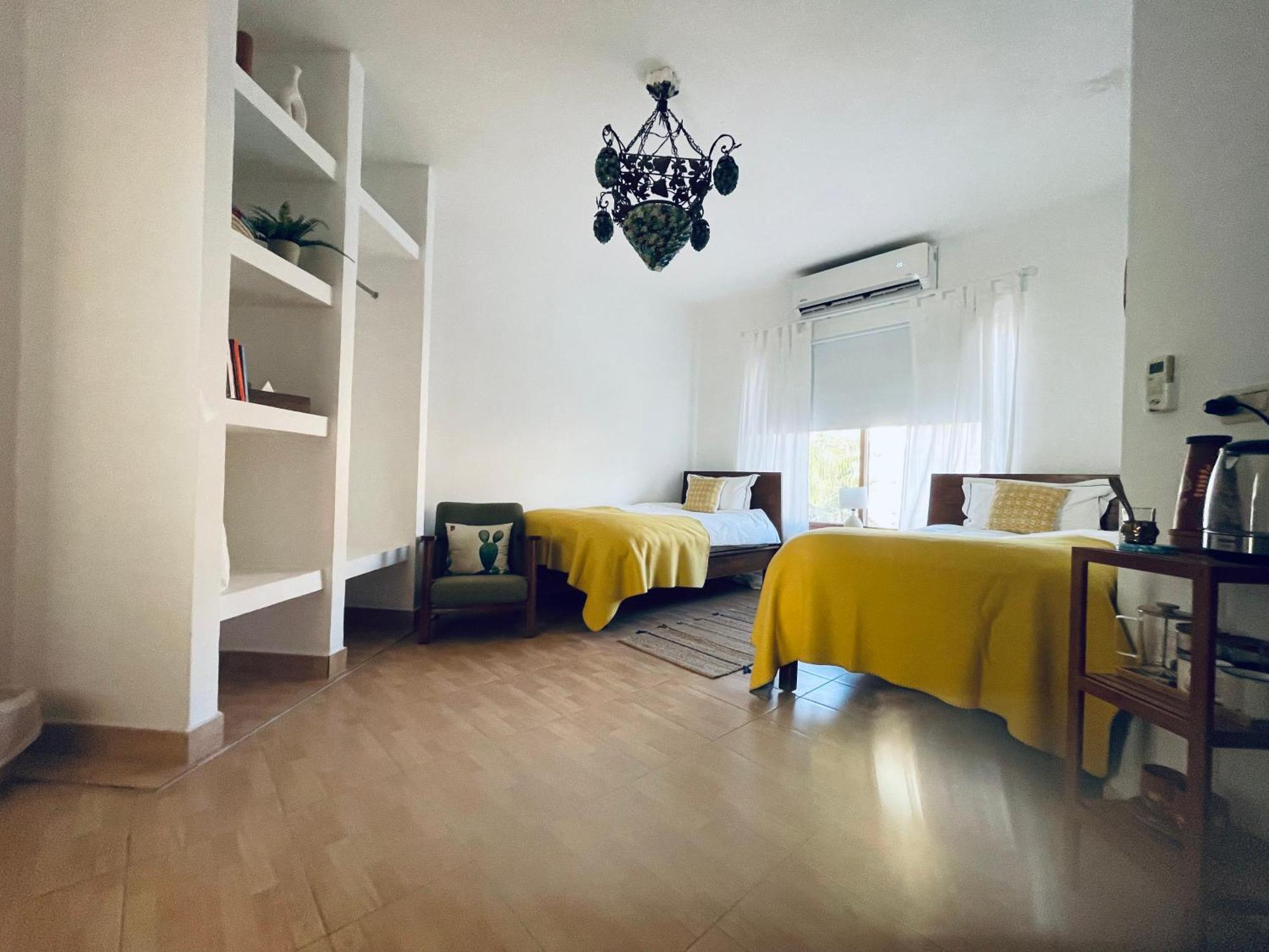 The Precious Guesthouse Sweimeh Экстерьер фото