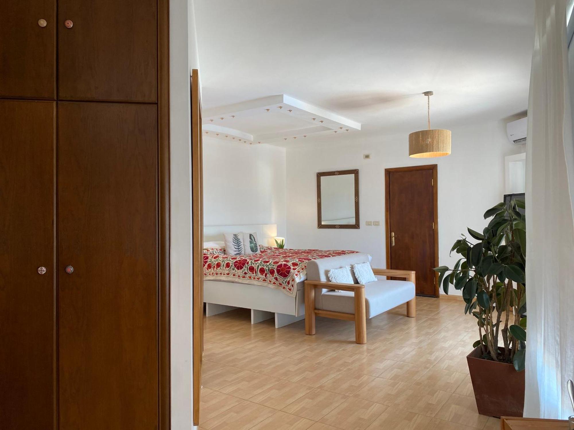 The Precious Guesthouse Sweimeh Экстерьер фото