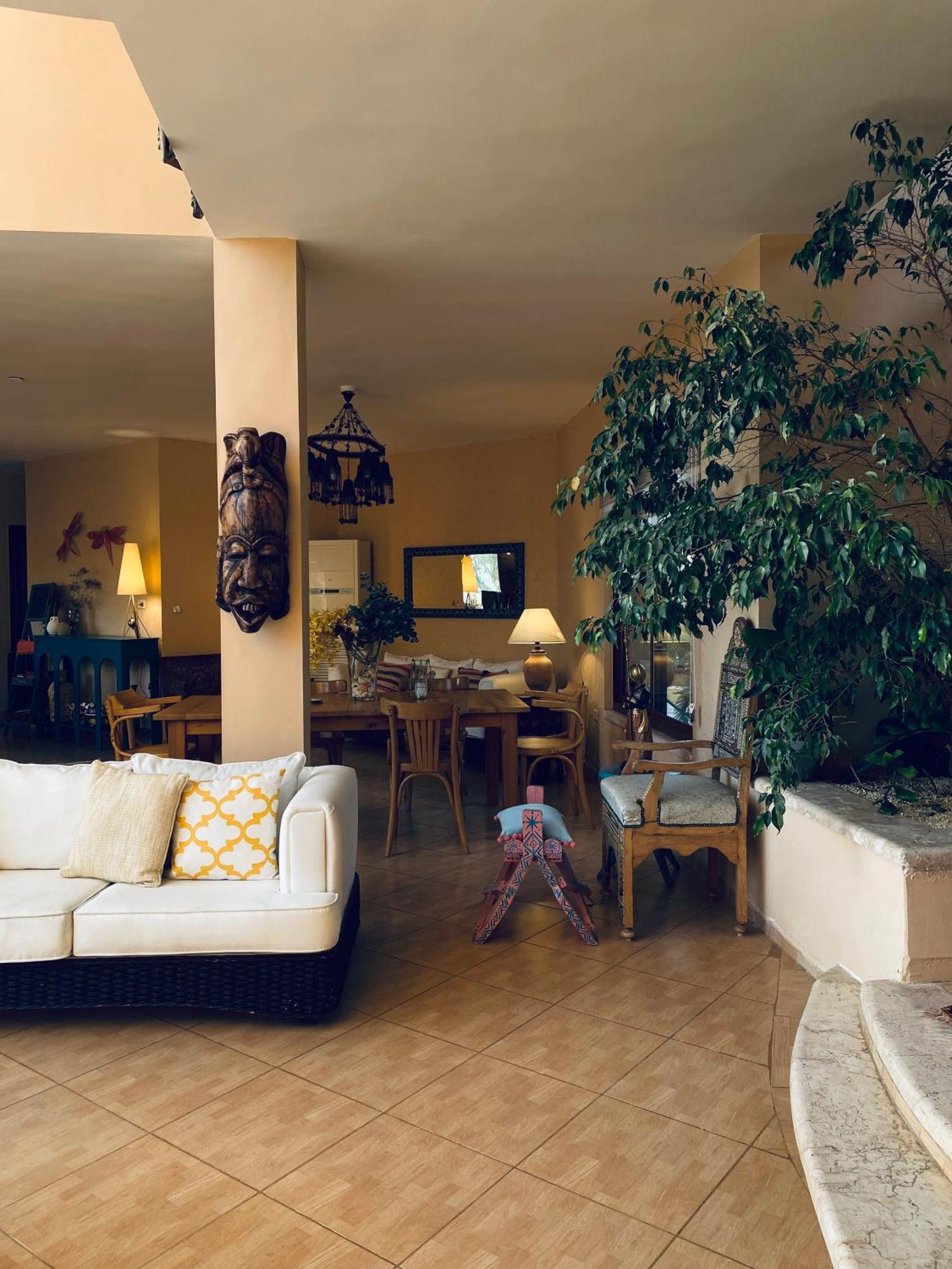 The Precious Guesthouse Sweimeh Экстерьер фото