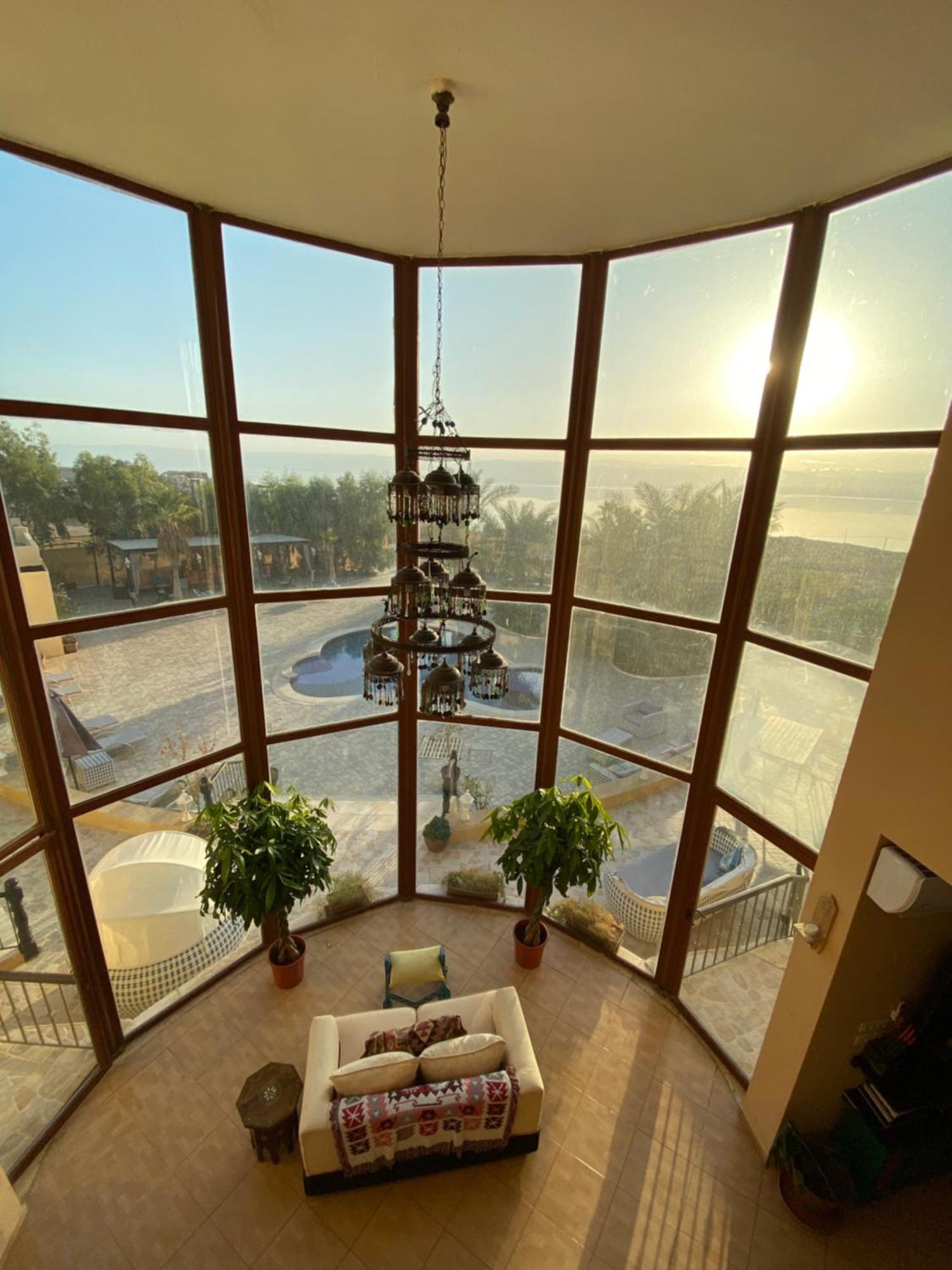 The Precious Guesthouse Sweimeh Экстерьер фото